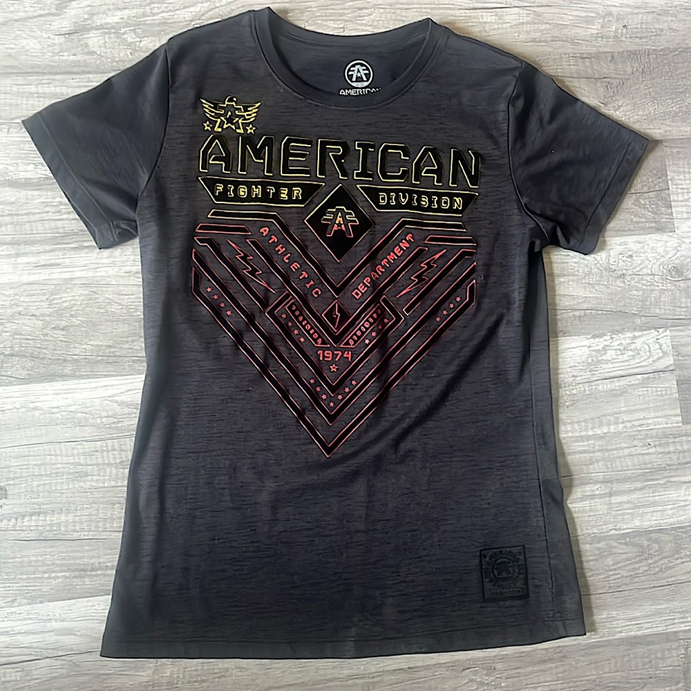 American Fighter shirt, size medium in kids.